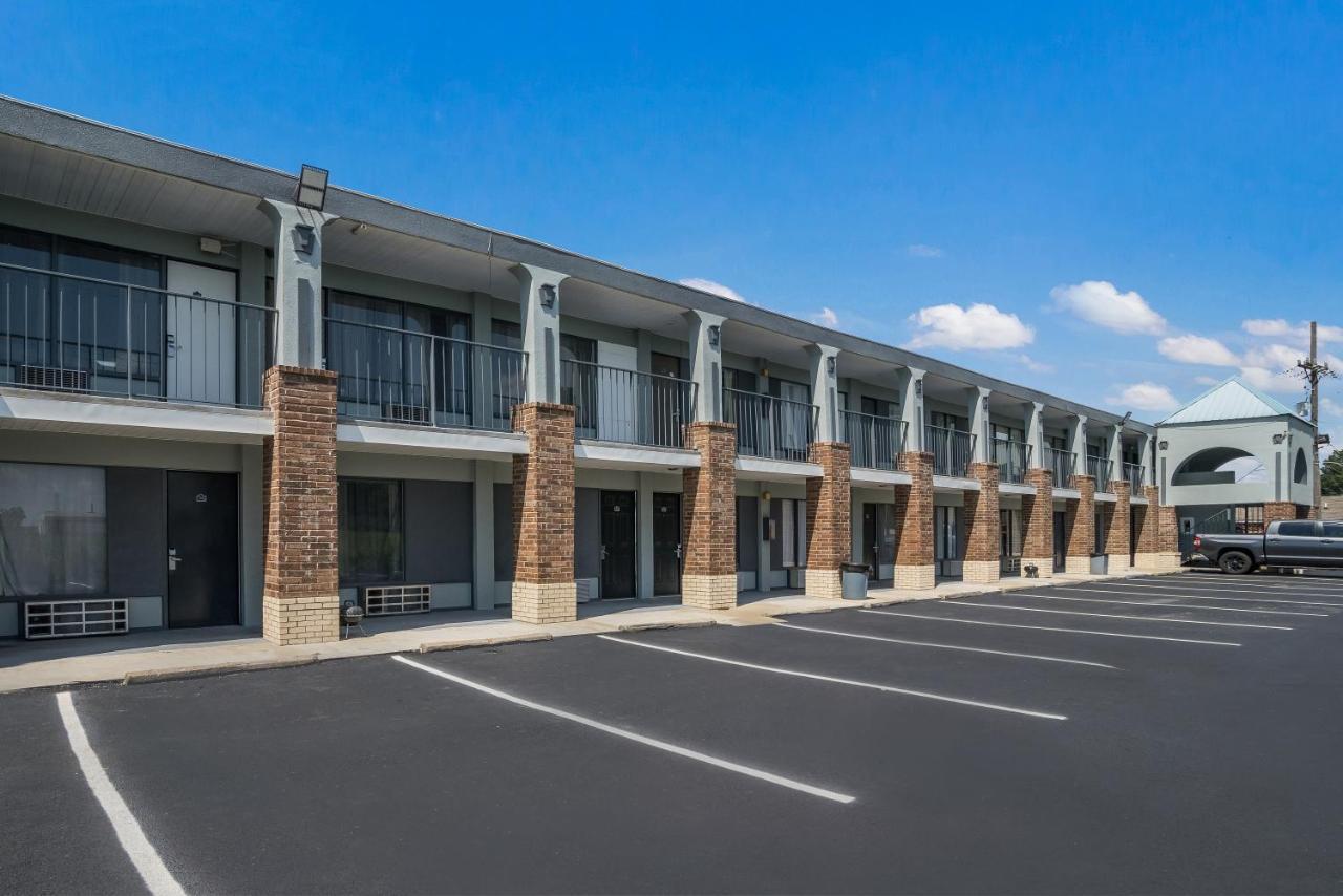 Americas Best Value Inn And Suites Blytheville Exteriör bild
