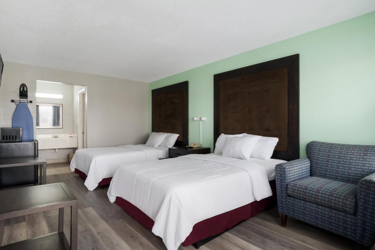 Americas Best Value Inn And Suites Blytheville Exteriör bild