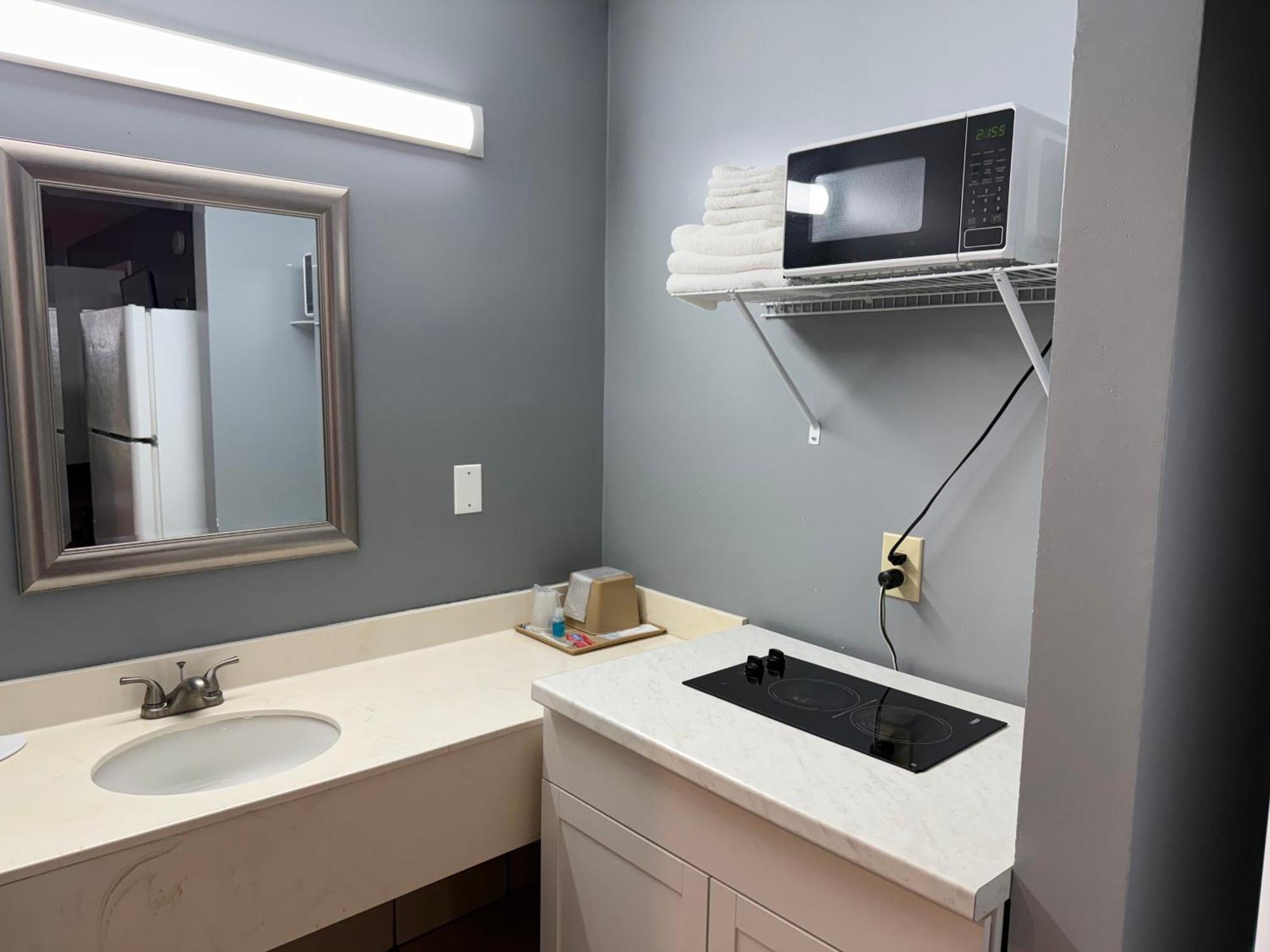 Americas Best Value Inn And Suites Blytheville Exteriör bild