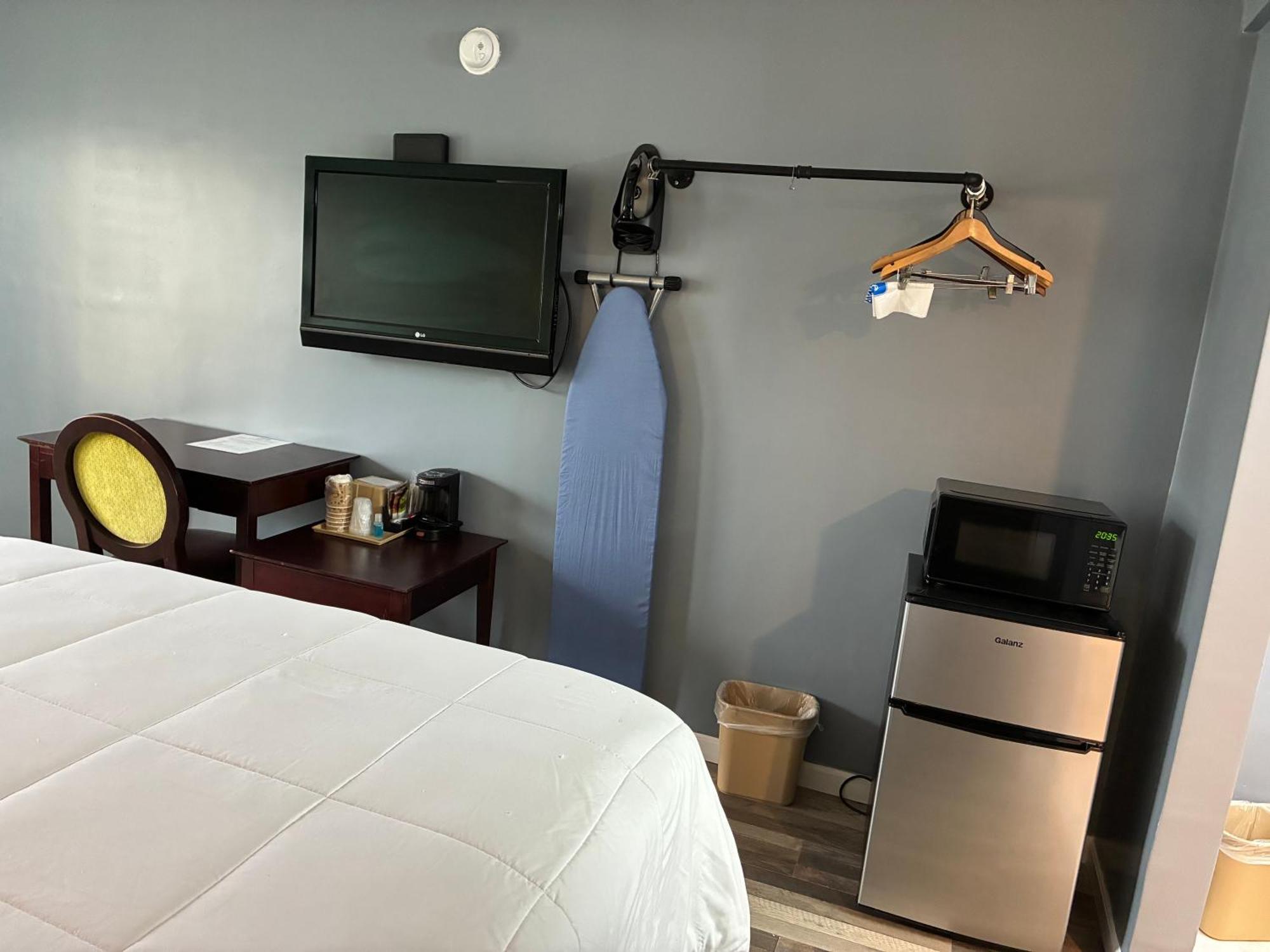 Americas Best Value Inn And Suites Blytheville Exteriör bild