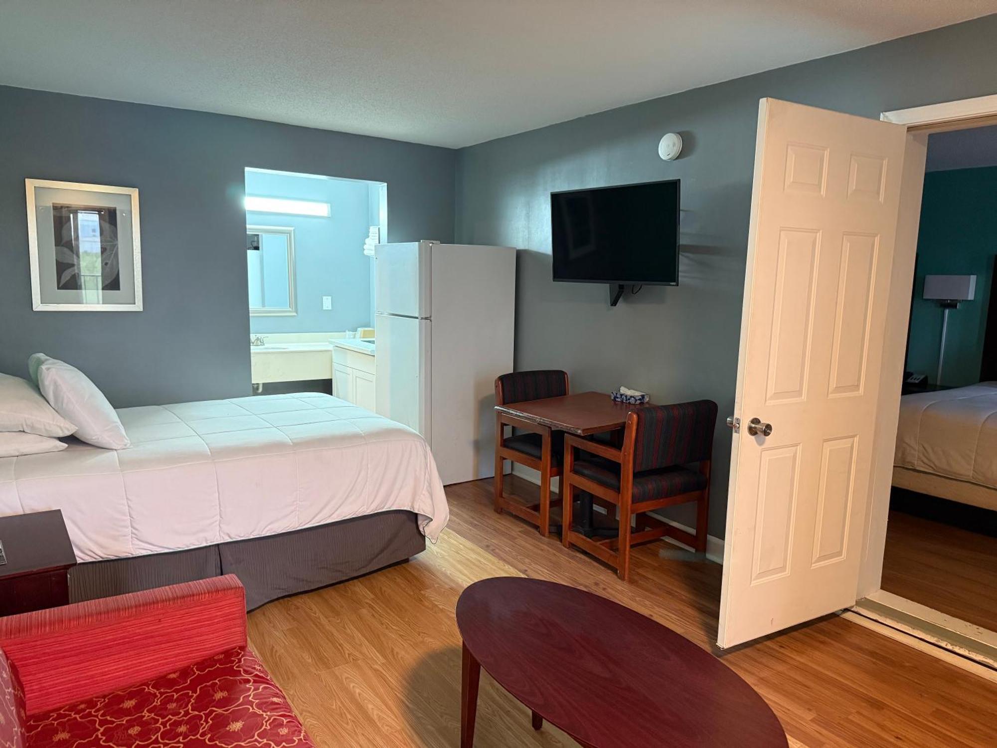 Americas Best Value Inn And Suites Blytheville Exteriör bild